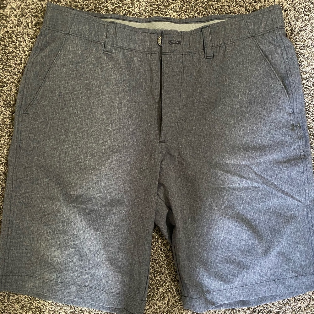 Under Armour Heat gear shorts size 34